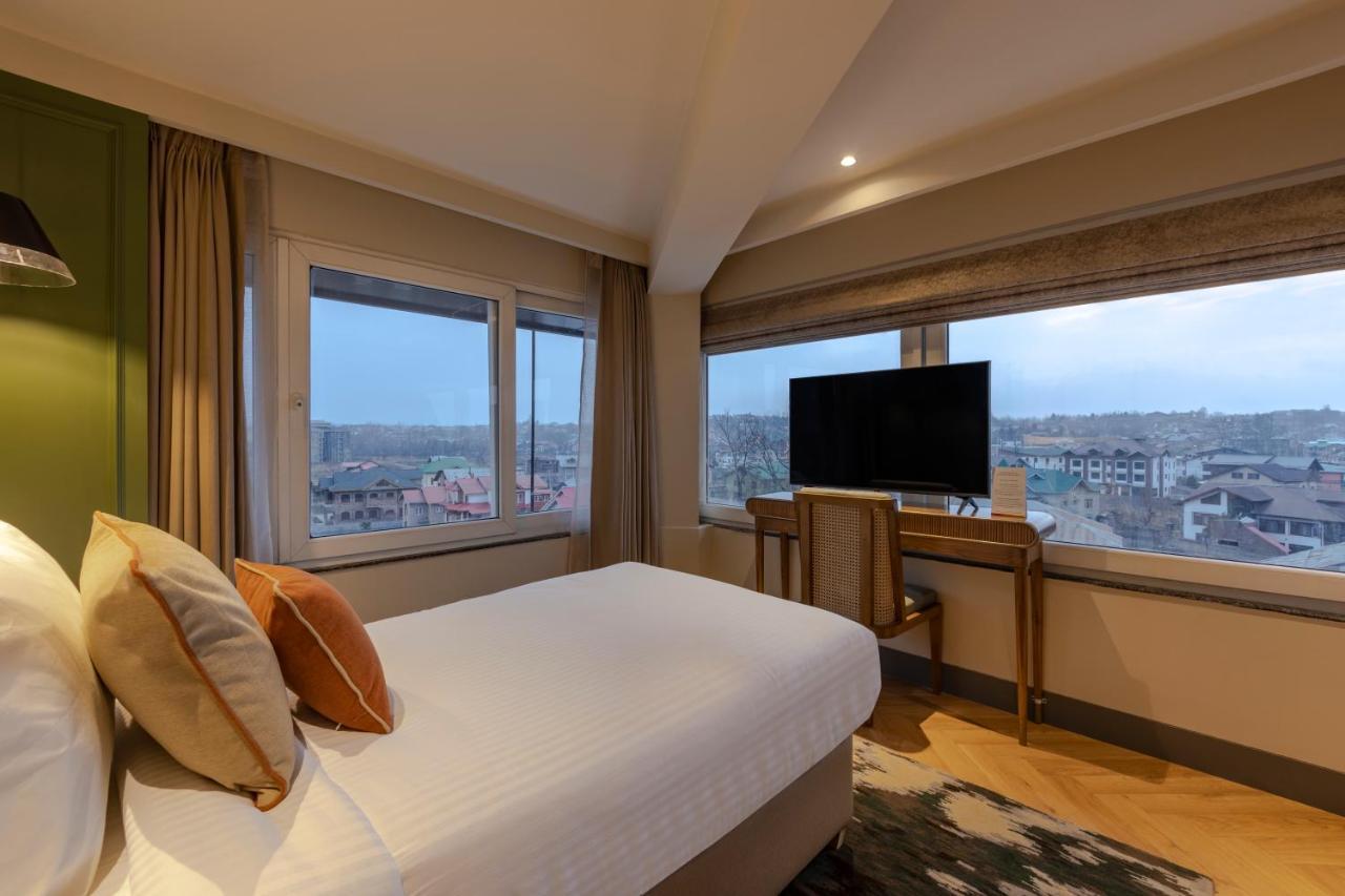 Sarovar Portico Srinagar Exteriér fotografie