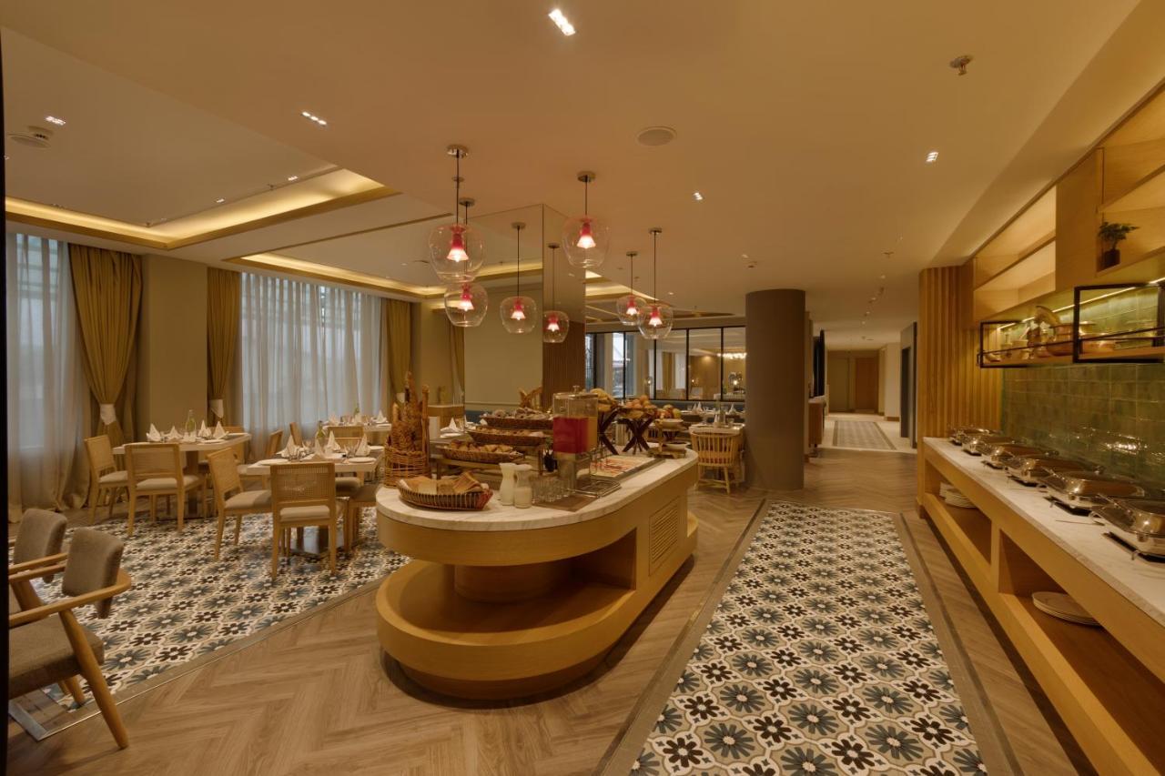 Sarovar Portico Srinagar Exteriér fotografie